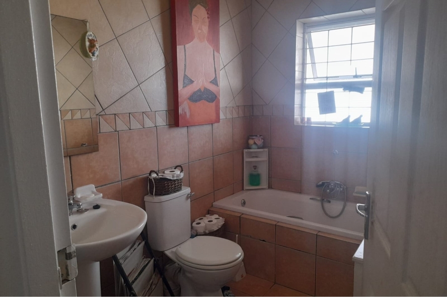 3 Bedroom Property for Sale in Vredelust Western Cape